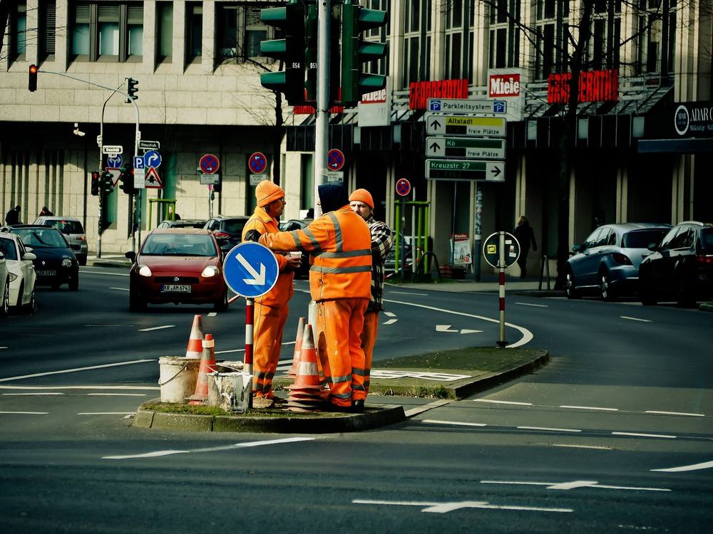 Traffic controller managing a Melbourne & Sydney worksite
